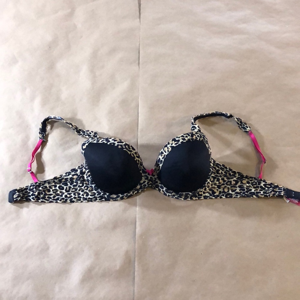 Pink Victoria’s Secret Cheetah Bra